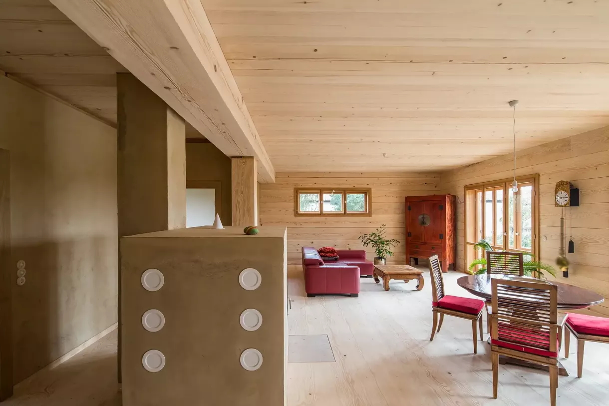 Duffner blockbau holzhaus innenausbau lehmofen © helmuth scham 04