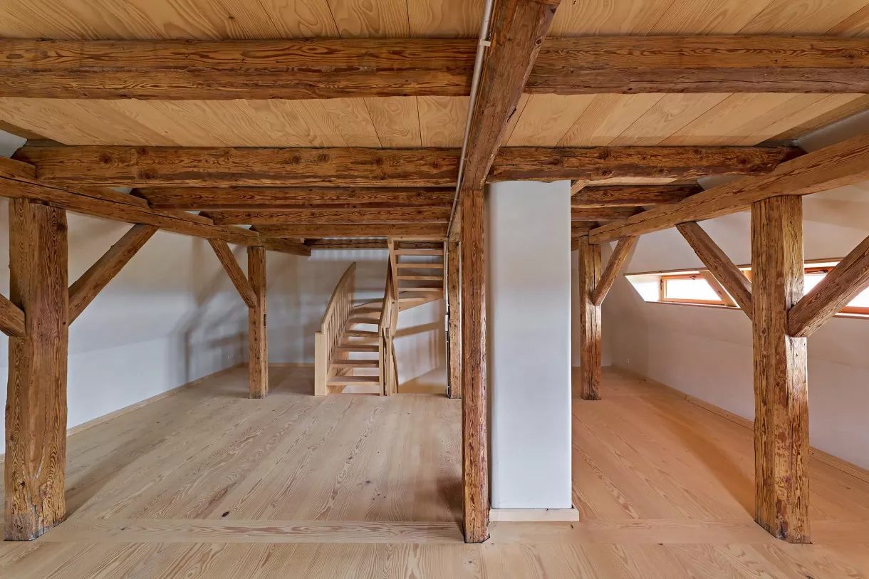 Duffner blockbau holzhaus umbau tuebingen © helmuth scham 14