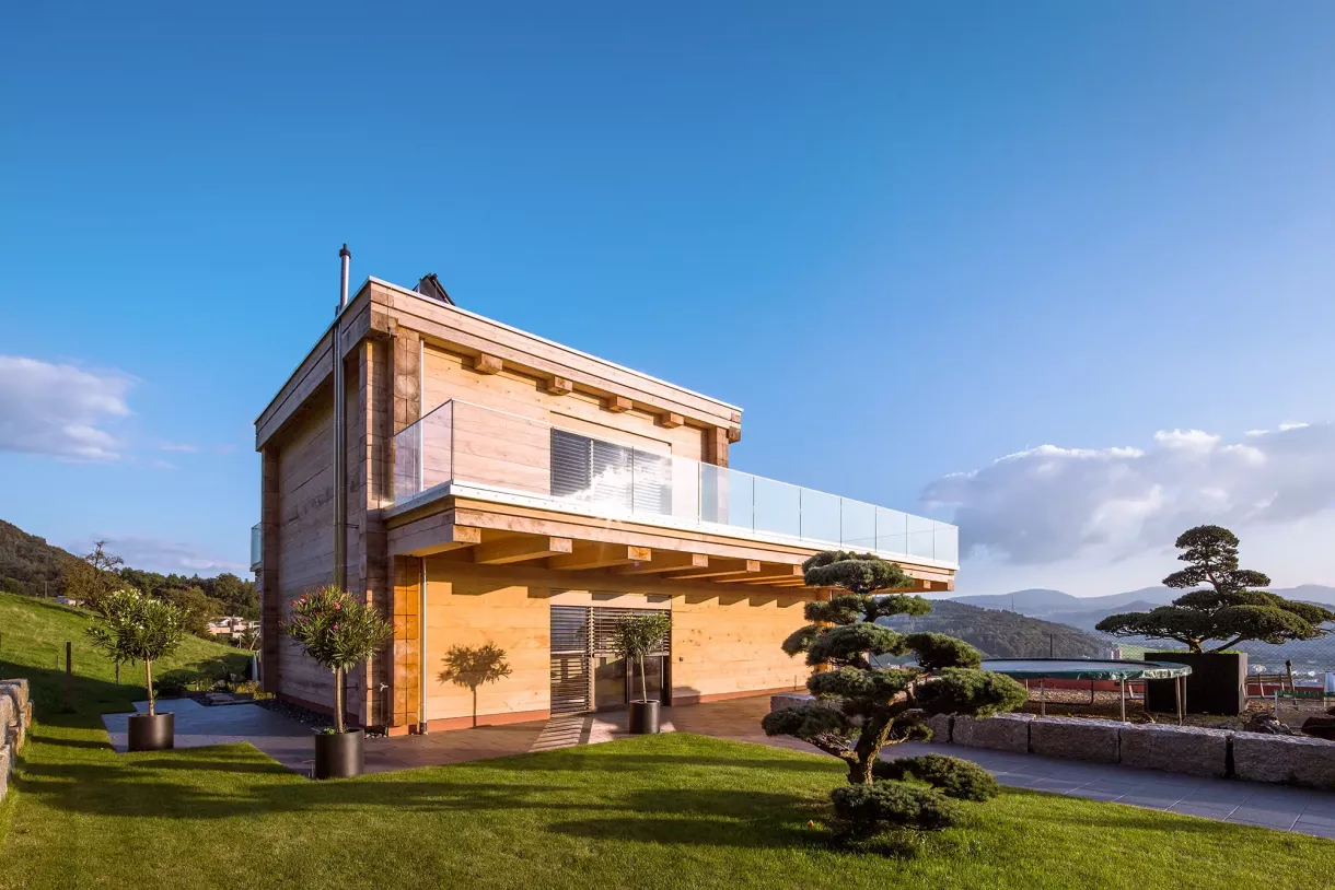 Duffner blockbau holzhaus westschweiz © helmuth scham 01